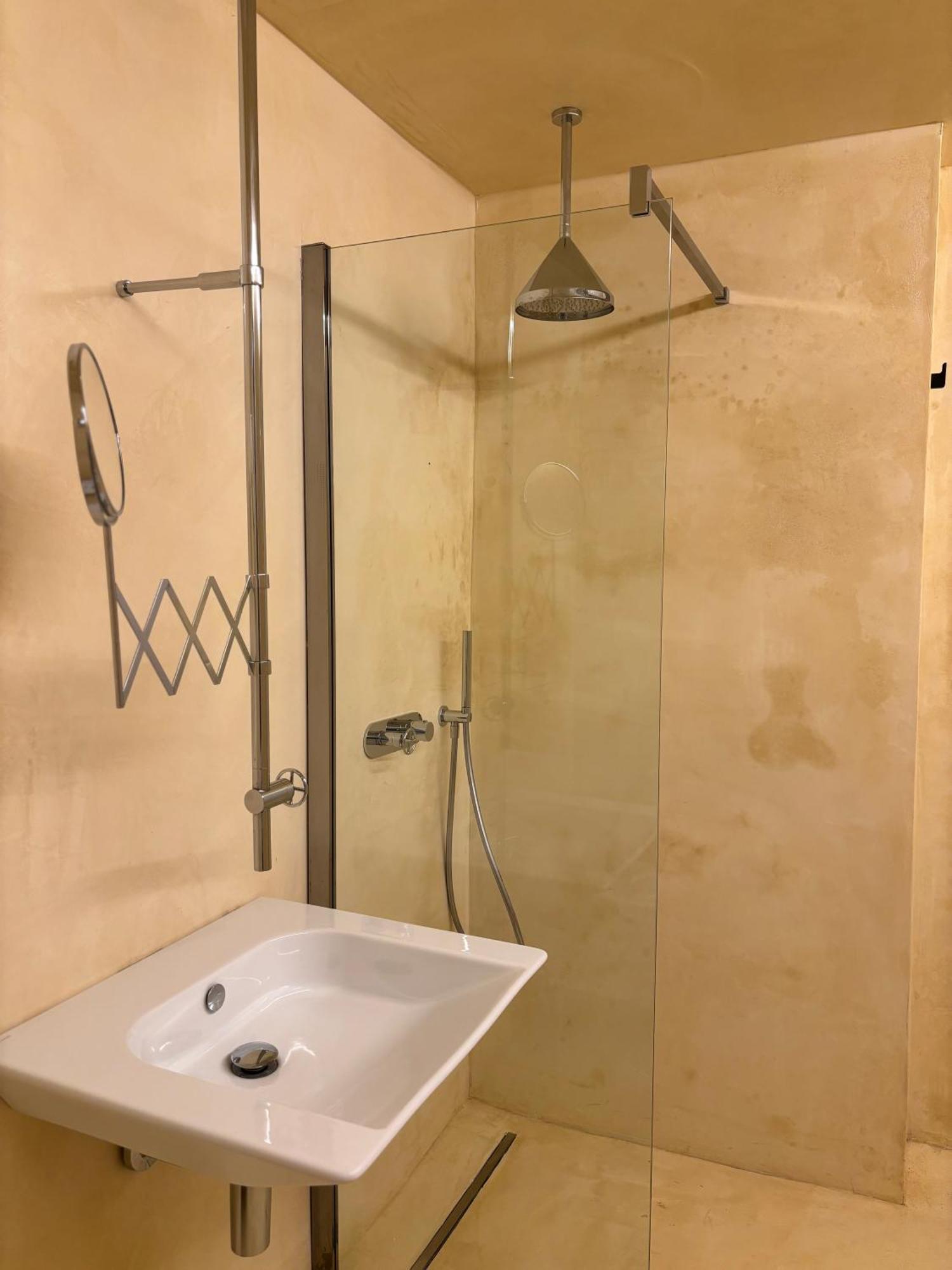Alora Boutique Suites Lecce Exterior photo