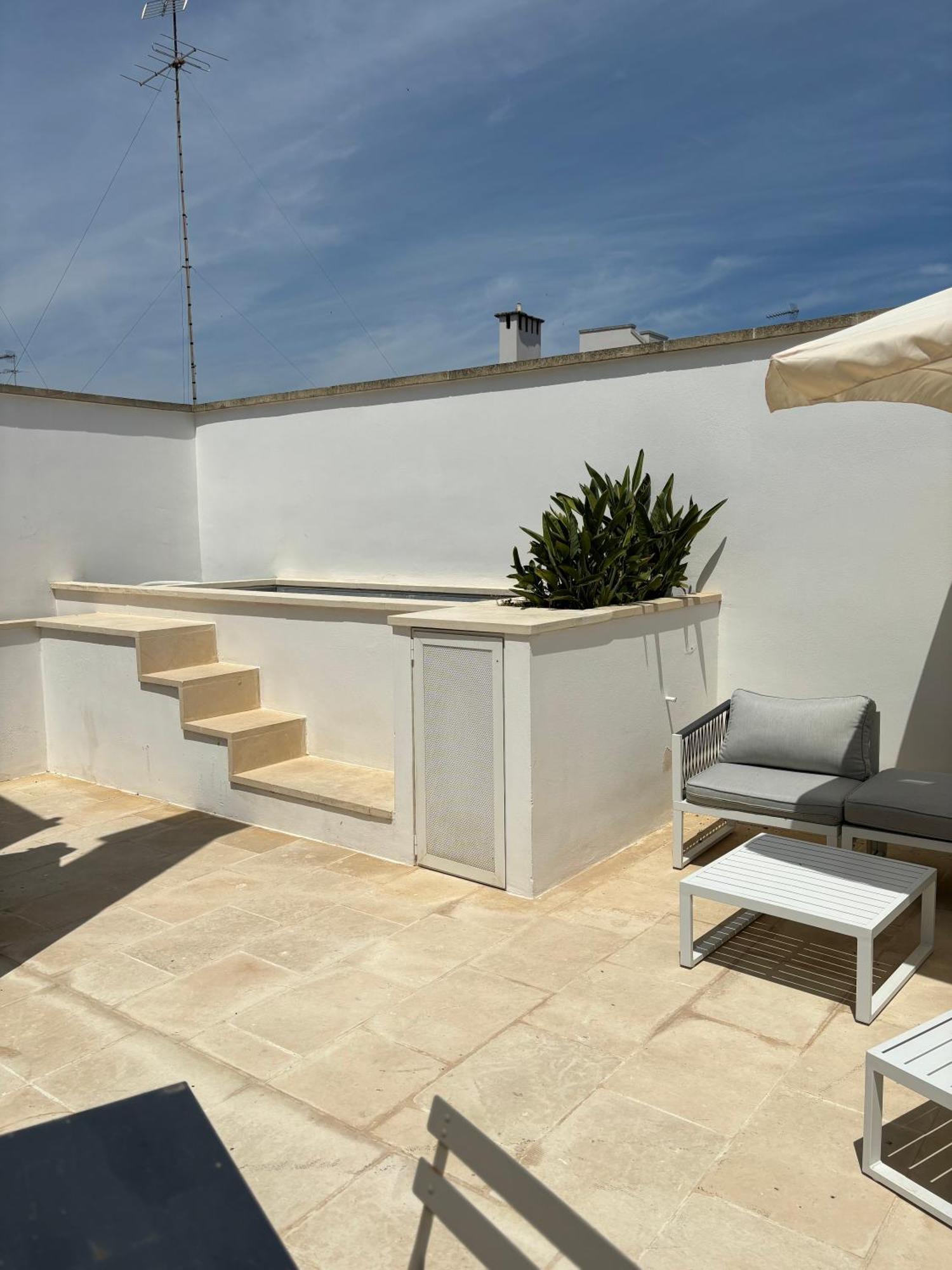 Alora Boutique Suites Lecce Exterior photo