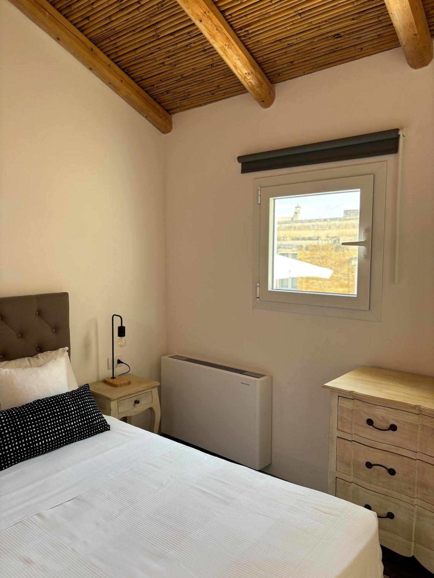 Alora Boutique Suites Lecce Exterior photo