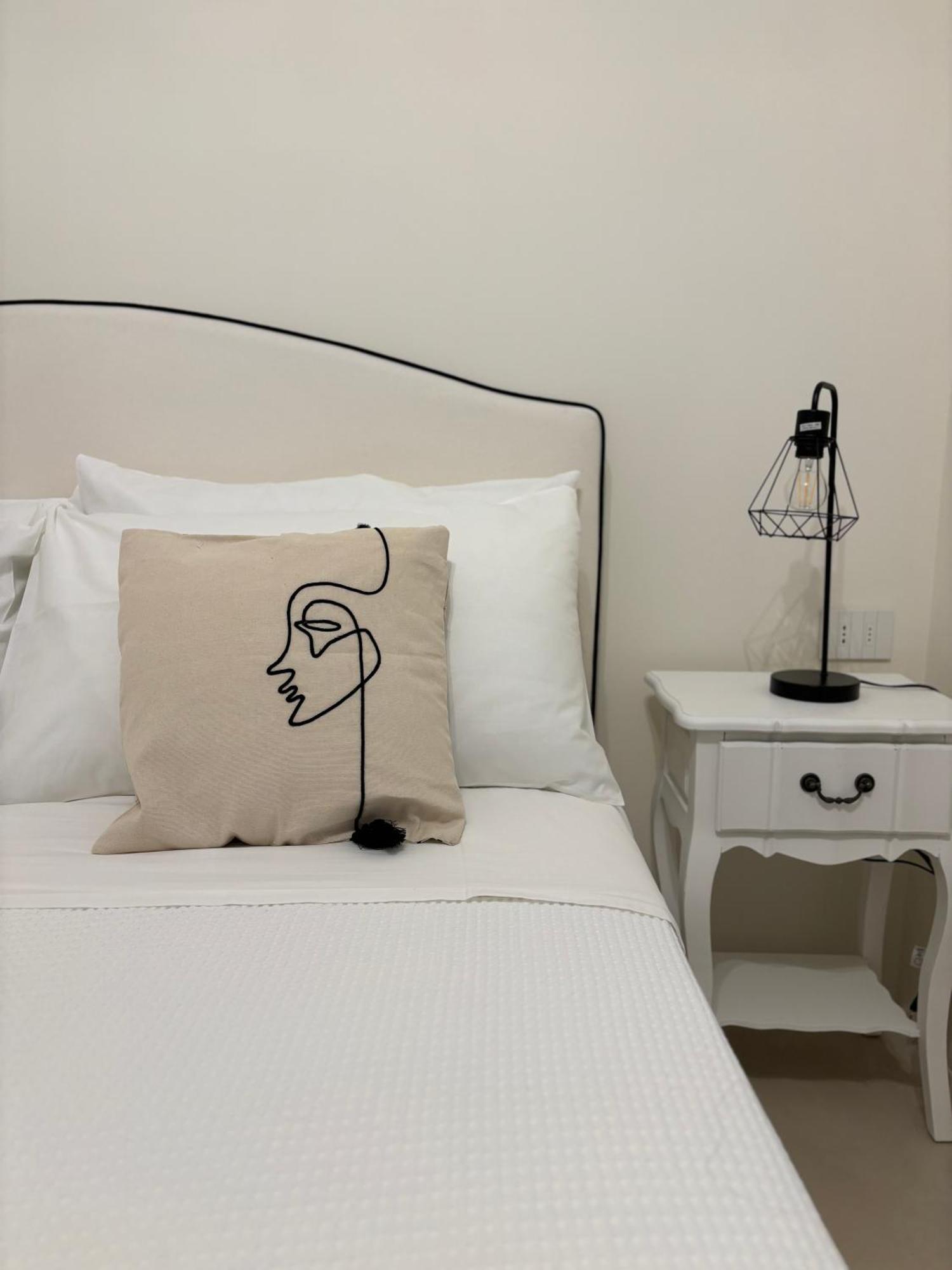 Alora Boutique Suites Lecce Exterior photo