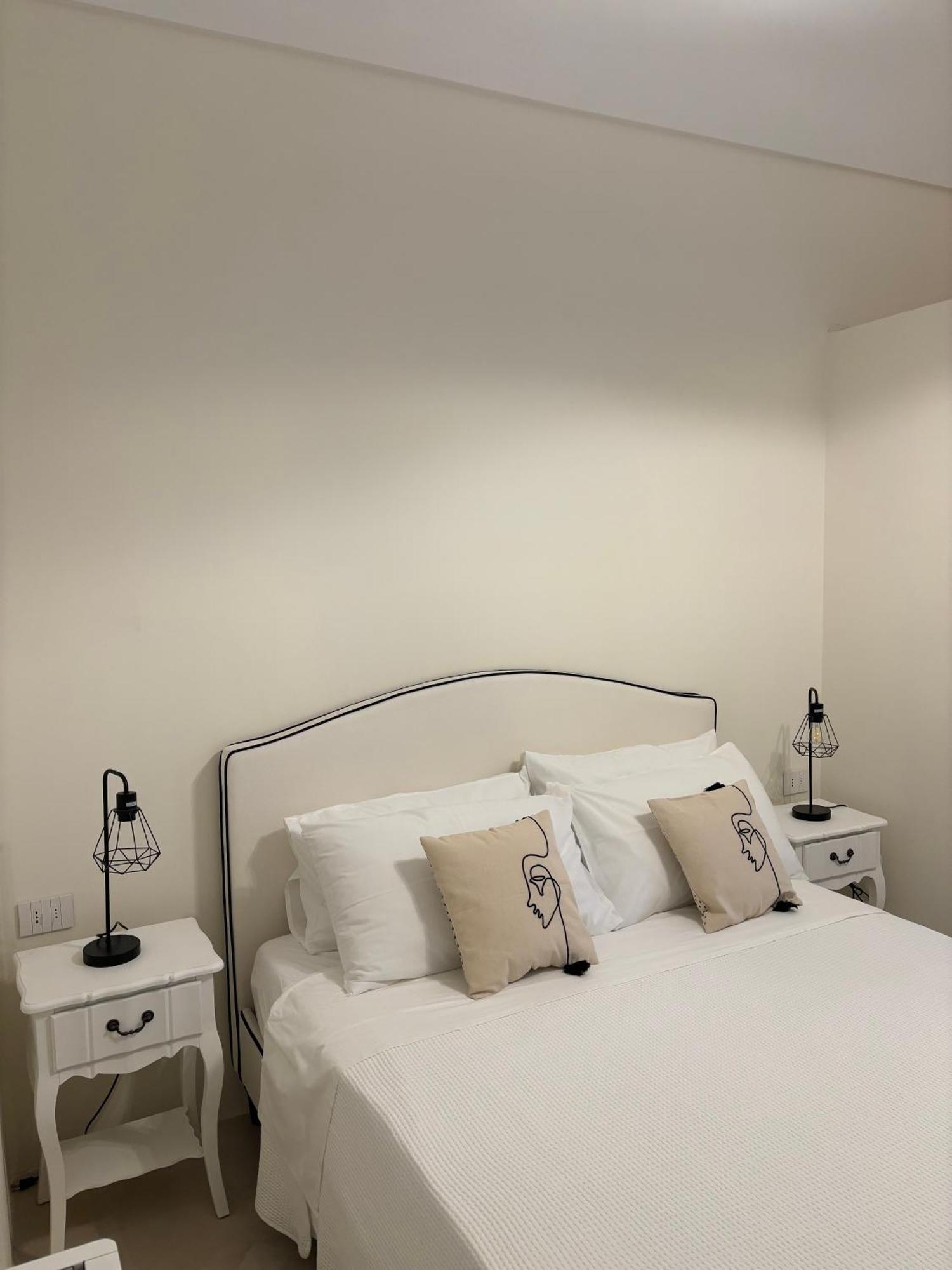 Alora Boutique Suites Lecce Exterior photo