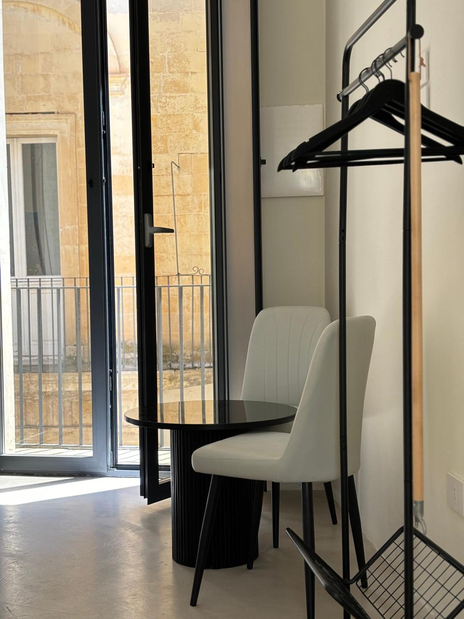 Alora Boutique Suites Lecce Exterior photo