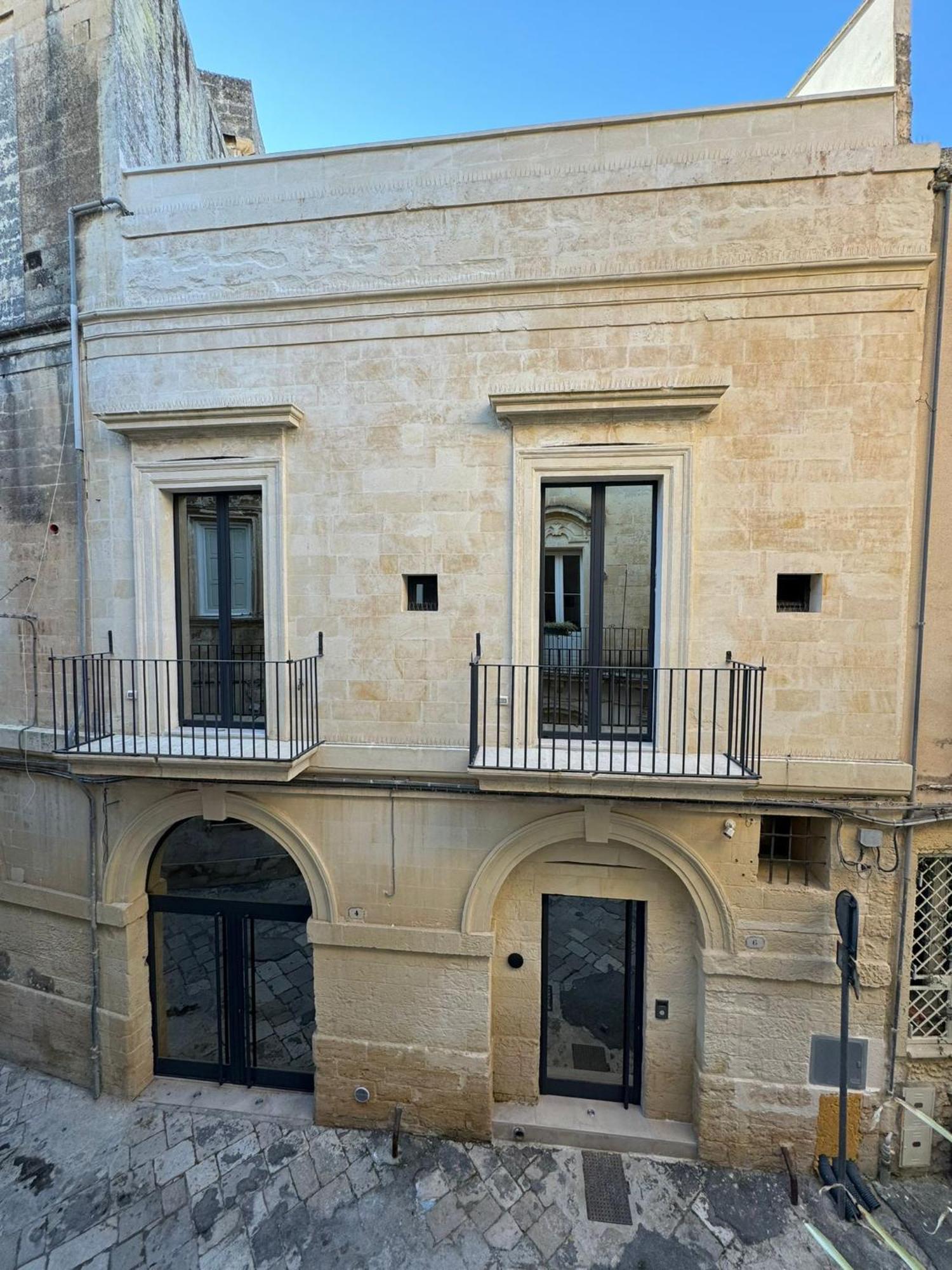 Alora Boutique Suites Lecce Exterior photo